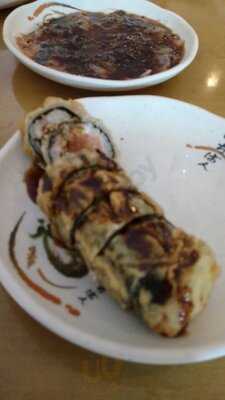 Tomodashi Sushi