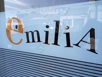 Emilia Doces E Salgados