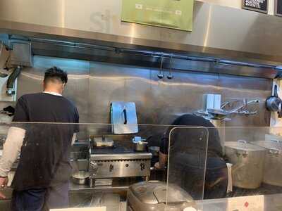 Tonkotsu Barikote Ramen Maru