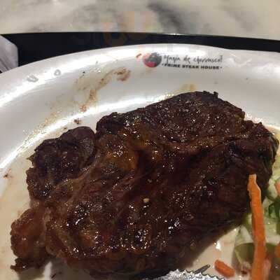 Mania De Churrasco! Prime Steak & Burger Center 3