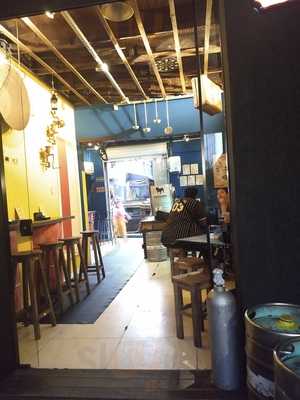 Flor & Cultura Cafe Bar