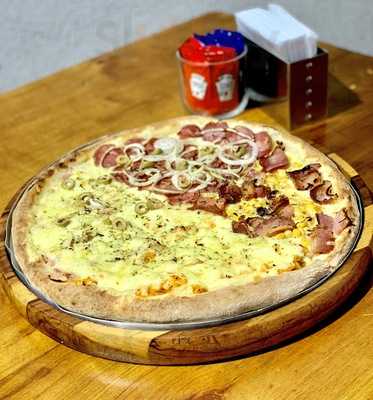 Porfirio's Pizzeria E Restaurante