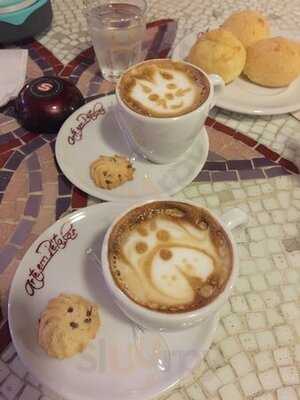 Arte Em Pétalas - Flores E Café