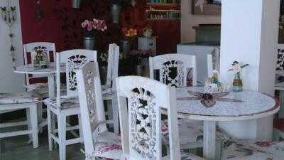 Arte Em Pétalas - Flores E Café