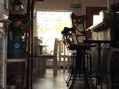 Arte Em Pétalas - Flores E Café