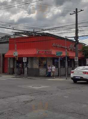 Catz Restaurante & Bar