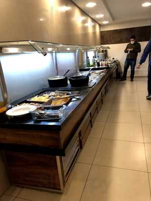 Restaurante E Lancheria Panela De Ferro