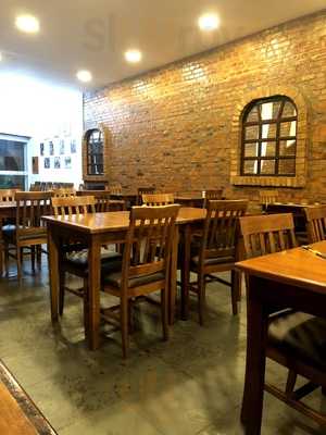 Restaurante E Lancheria Panela De Ferro