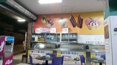 Sorveteria Adriana