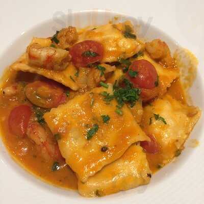 Quench Restaurante & Bar