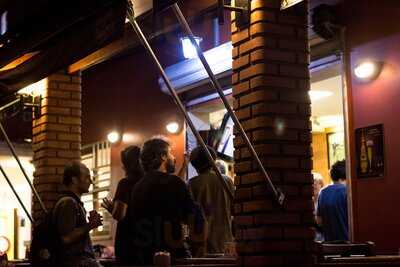 Pompeu & Pompeia Bar E Restaurante