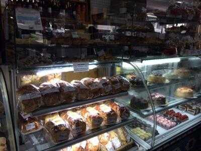 Cecilia Paes E Doces