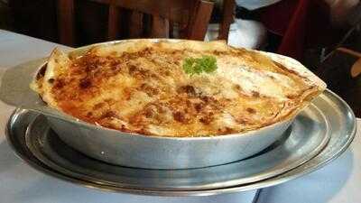 La Tivoli Pizza & Grill