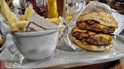 Madero Burger & Grill