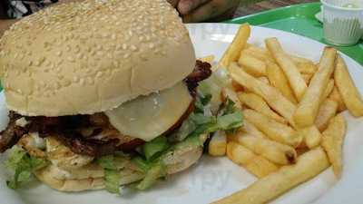 Oppa! Grill Sanduiches & Grelhados