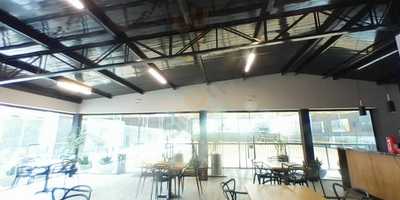 Do Jacare Snooker Bar