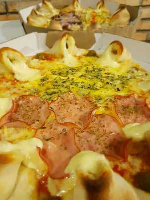 Pizza In Caza