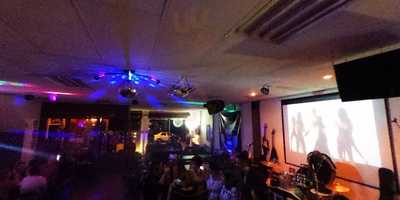 Rust & Oil Retro Motorsports Bar And Cafe