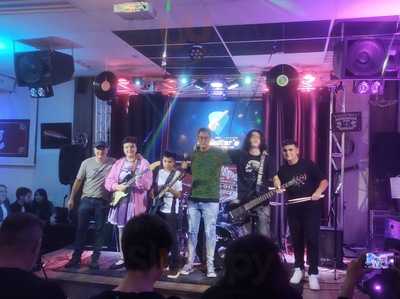 Rust & Oil Retro Motorsports Bar And Cafe