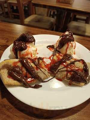 Big Mania Pasteis E Lanches