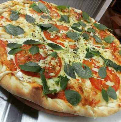 Churrascaria E Pizzaria Carro De Boi