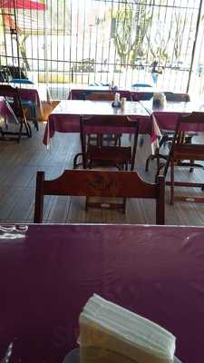 Laemkaza-restaurante E Pizzaria