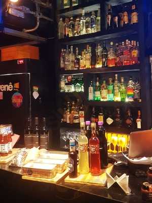 Owernait Bar E Danceteria