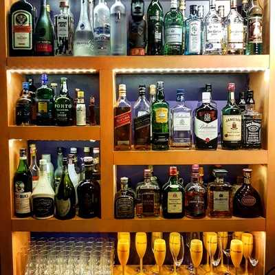 Owernait Bar E Danceteria