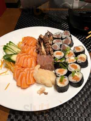 Tenkara Sushi Lounge