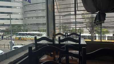 Gulla's Bar E Restaurante