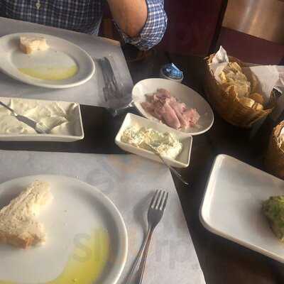 Confraria Queijo E Vinho