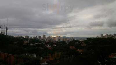 Confraria Queijo E Vinho