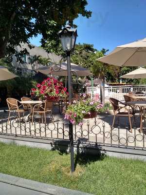 Restaurante 18 Clube Militar