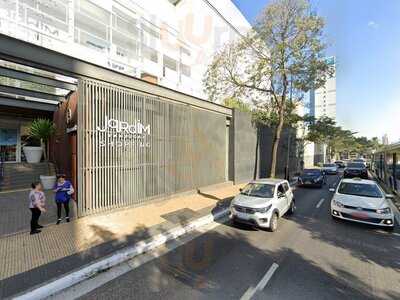 Por Ai Tasca Portuga