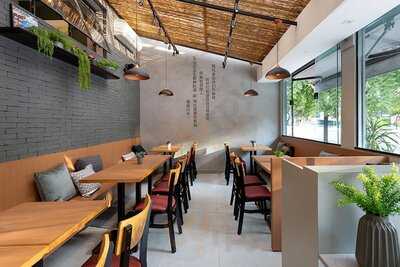 Sr Chau - Comida Oriental