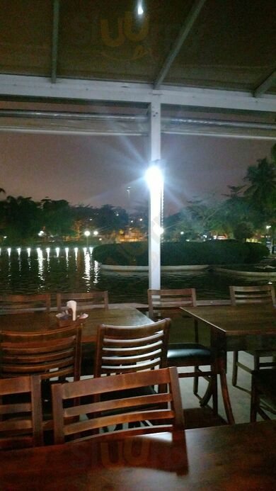 Restaurante Bandeja Dourada