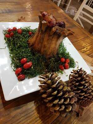 Lenine Bistro & Rotisserie