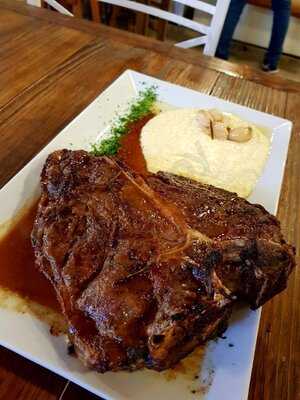 Lenine Bistro & Rotisserie