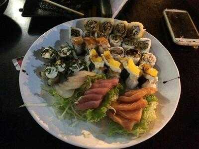 Flying Sushi Santana