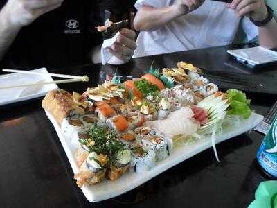 Flying Sushi Santana