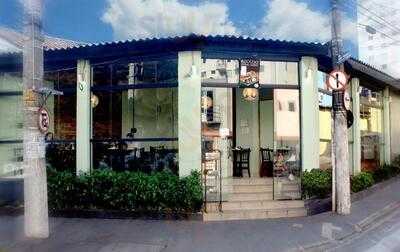 Flying Sushi Santana