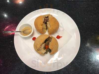 Station 885 Bar & Burguer