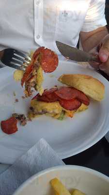 Station 885 Bar & Burguer