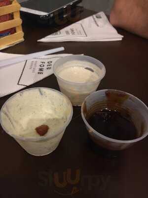 Deu Fome Handmade Burguer