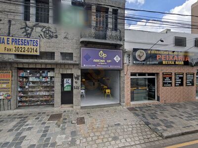 Toucher La Lune Café E Teatro