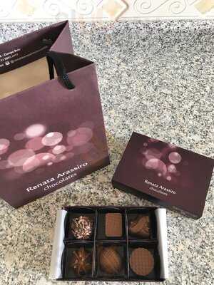 Renata Arassiro Chocolates
