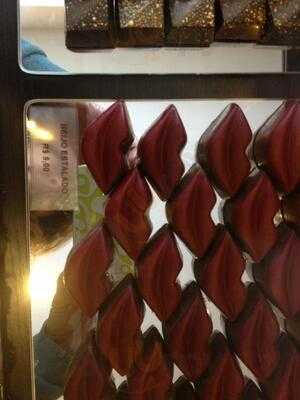 Renata Arassiro Chocolates