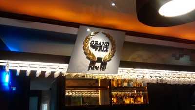 Grand Prix Piano Bar