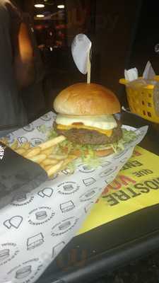 Experimenta Casual Food