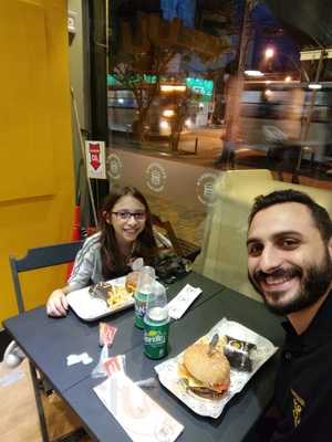 Experimenta Casual Food